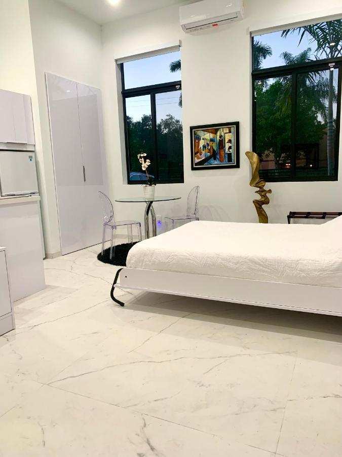 Men Only Clothing Option Guesthouse Near Wilton Manors Форт Лодърдейл Екстериор снимка
