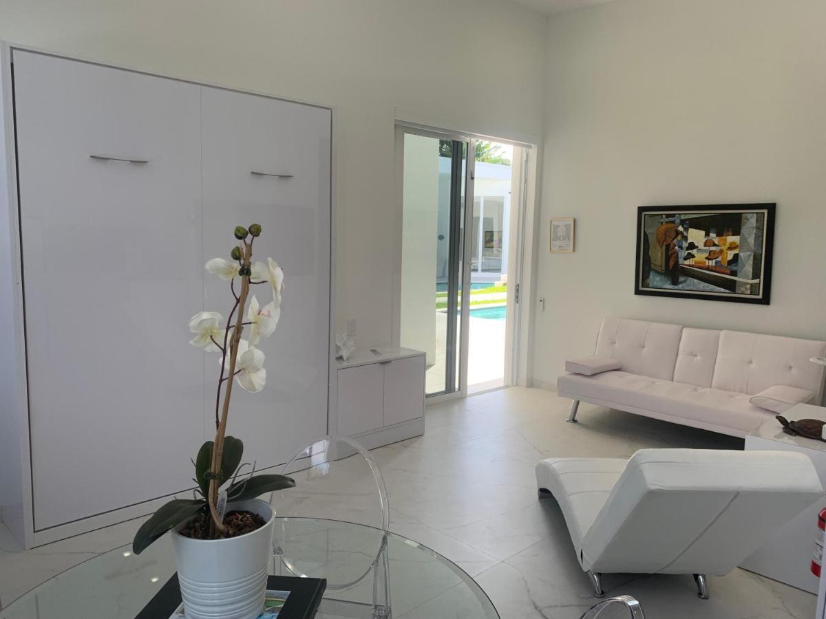 Men Only Clothing Option Guesthouse Near Wilton Manors Форт Лодърдейл Екстериор снимка