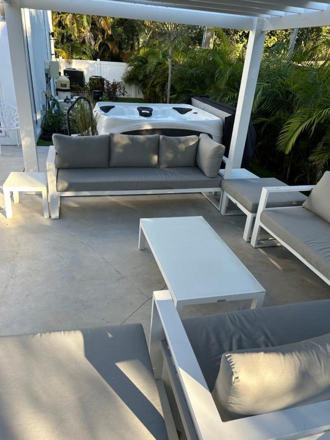 Men Only Clothing Option Guesthouse Near Wilton Manors Форт Лодърдейл Екстериор снимка