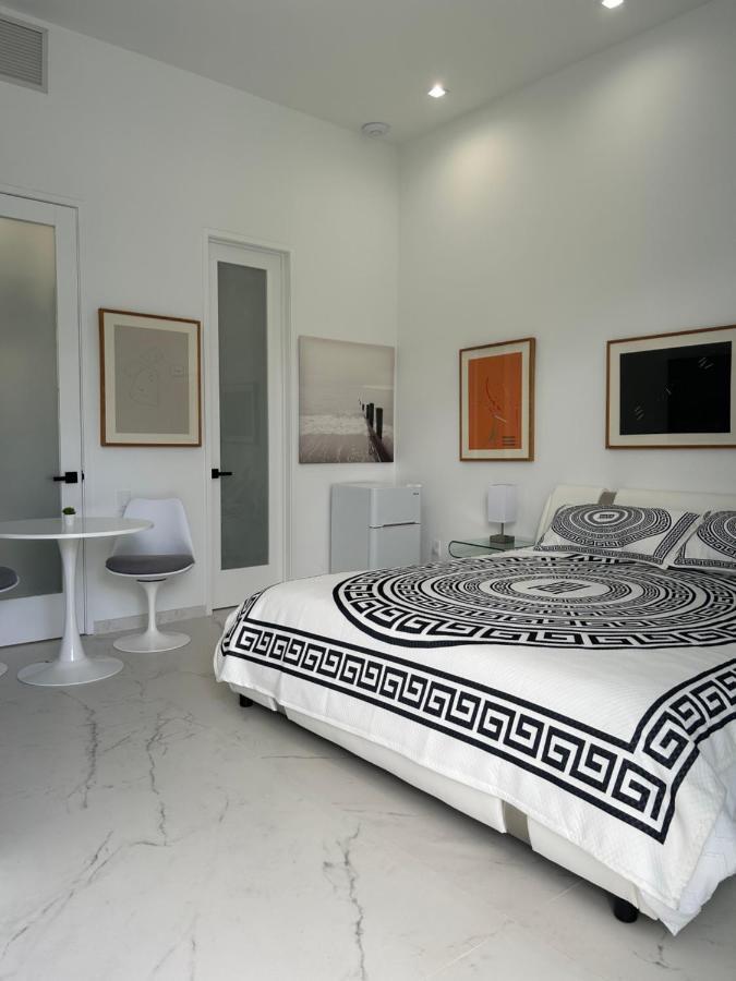 Men Only Clothing Option Guesthouse Near Wilton Manors Форт Лодърдейл Екстериор снимка