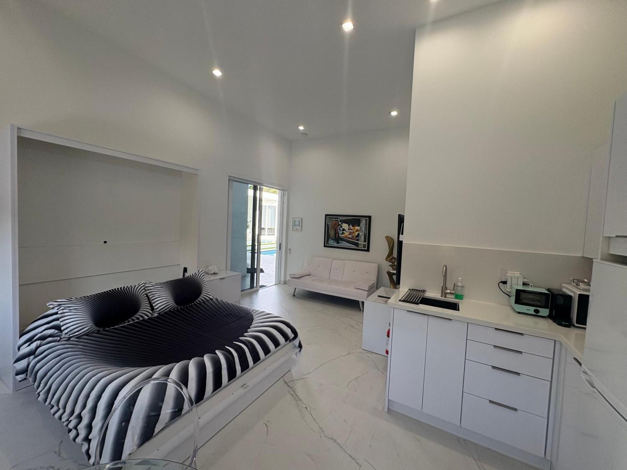 Men Only Clothing Option Guesthouse Near Wilton Manors Форт Лодърдейл Екстериор снимка