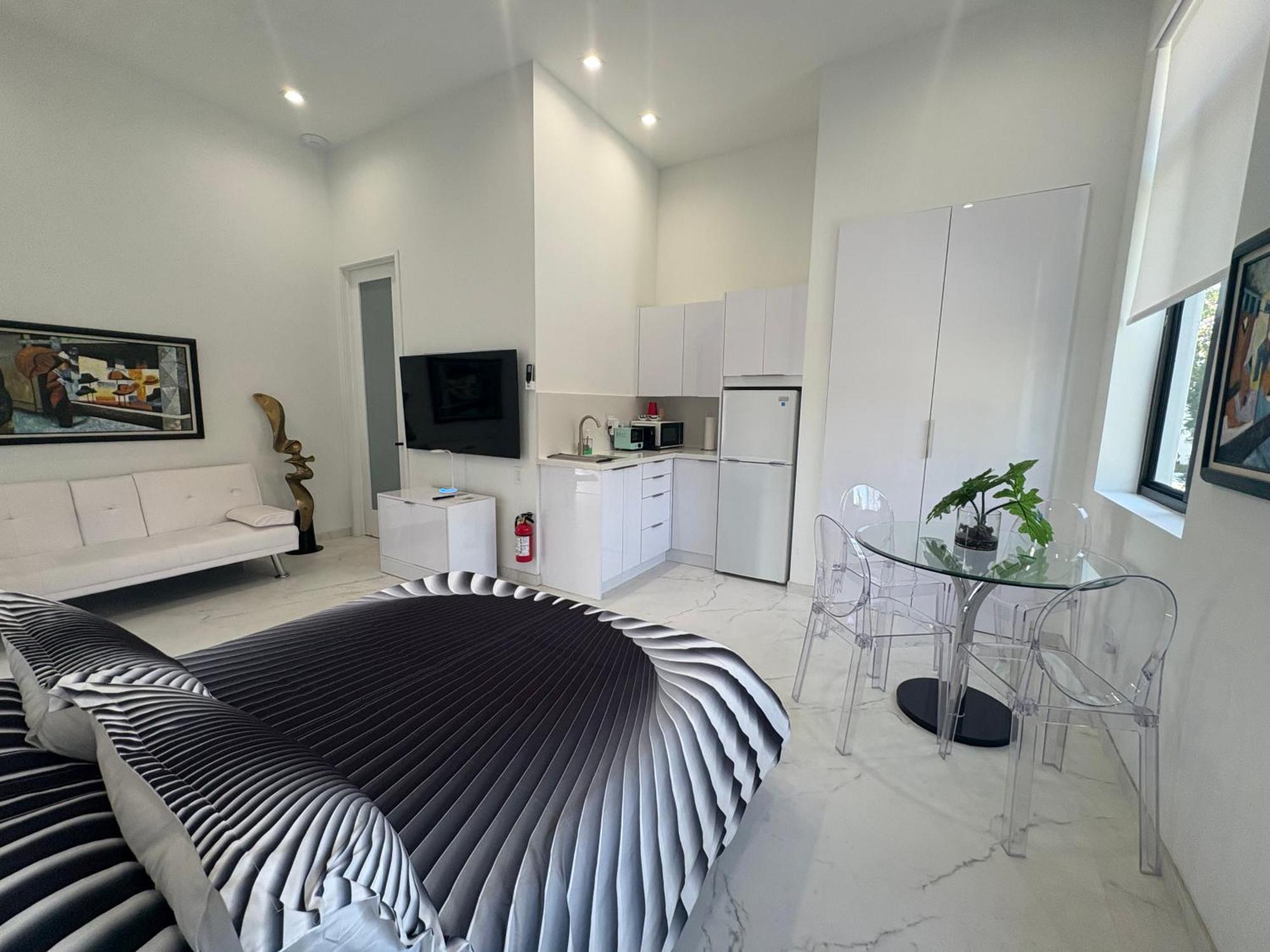 Men Only Clothing Option Guesthouse Near Wilton Manors Форт Лодърдейл Екстериор снимка