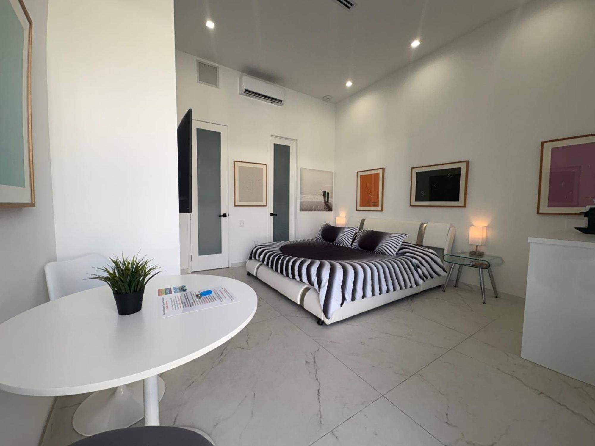 Men Only Clothing Option Guesthouse Near Wilton Manors Форт Лодърдейл Екстериор снимка
